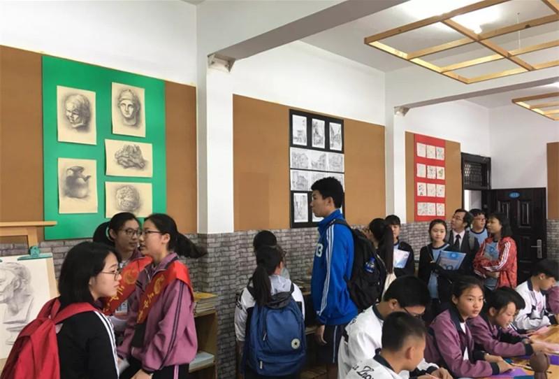 三中三澳門，探索與解析，三中三澳門，深度探索與解析