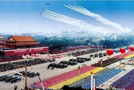 慶祝祖國(guó)輝煌，50周年國(guó)慶大閱兵高清完整版回顧，慶祝祖國(guó)輝煌，國(guó)慶大閱兵高清完整版回顧，共襄五十周年慶典盛況