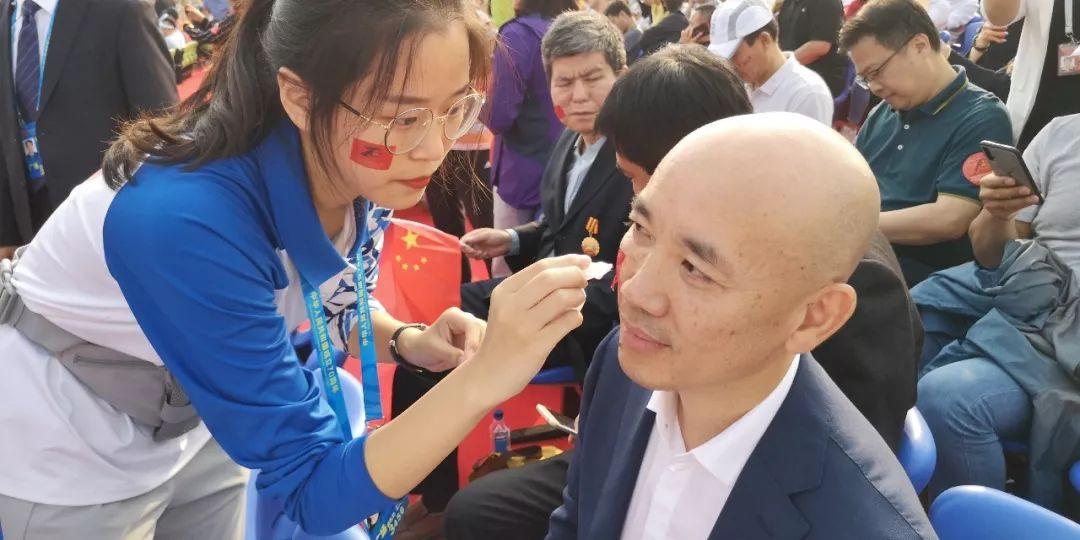 國慶閱兵視頻2019，回顧盛況，完整視頻再現(xiàn)輝煌，2019國慶閱兵回顧，盛況再現(xiàn)，輝煌視頻展現(xiàn)