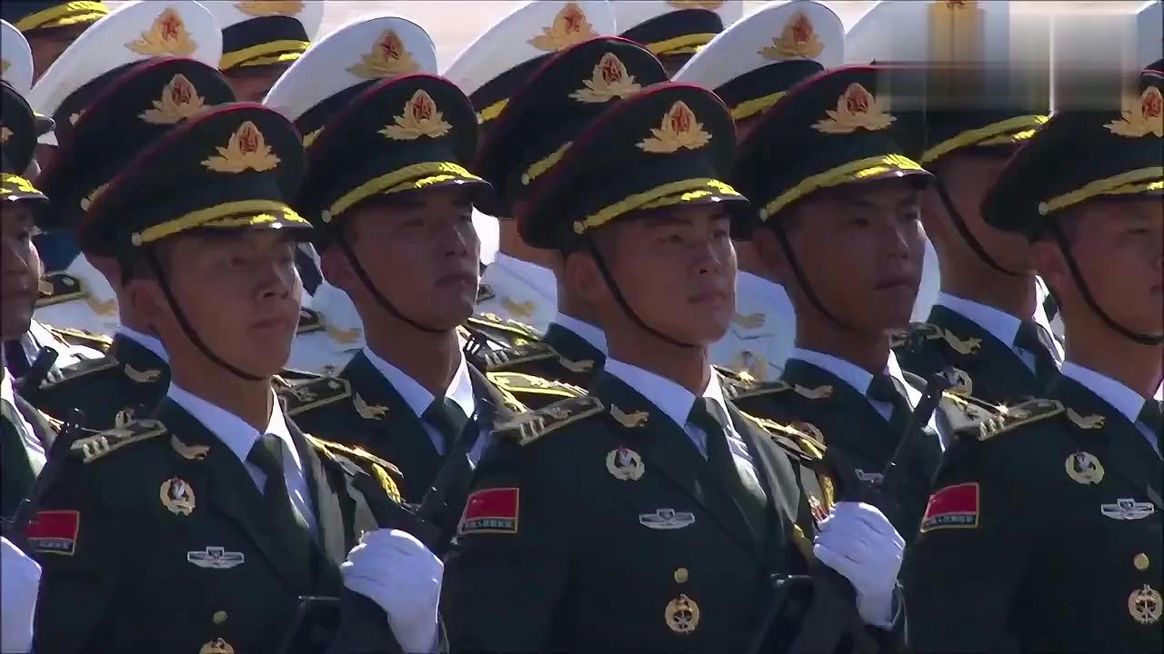 三軍儀仗隊霸氣視頻，展現(xiàn)雄壯軍威與卓越風(fēng)采，三軍儀仗隊雄壯風(fēng)采霸氣展現(xiàn)視頻，彰顯卓越軍威與風(fēng)采