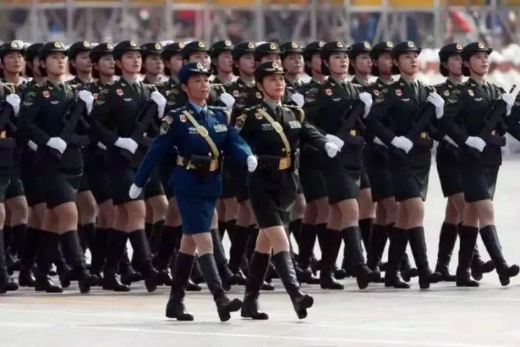 女兵報(bào)名網(wǎng)站——開啟你的軍旅生涯，女兵報(bào)名網(wǎng)站——啟程軍旅生涯之路