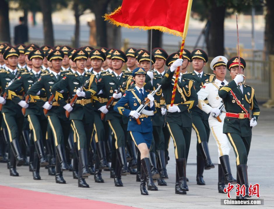 三軍儀仗隊(duì)高清大圖，展現(xiàn)榮耀與威嚴(yán)的壯麗畫卷，三軍儀仗隊(duì)壯麗畫卷，榮耀與威嚴(yán)的高清展示
