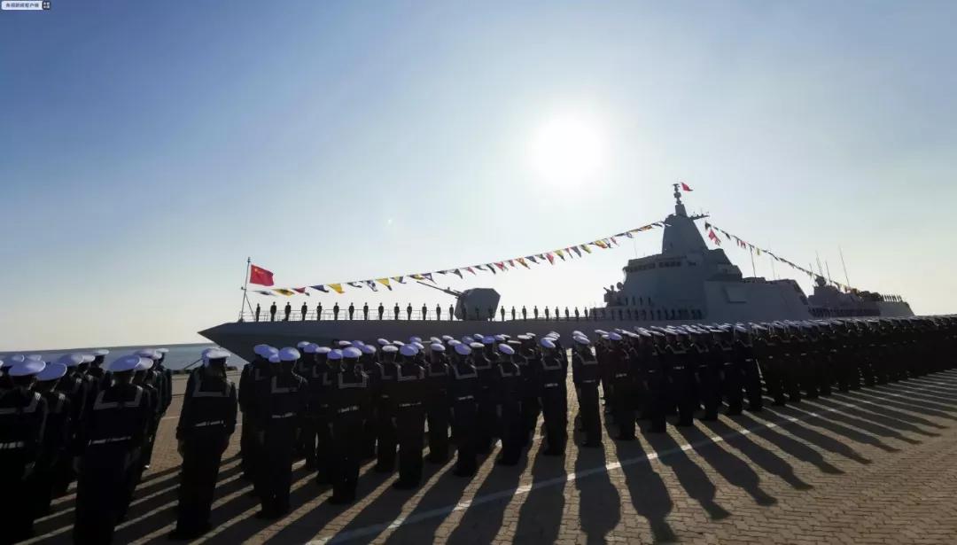 南昌艦艦長(zhǎng)，一位海軍英雄的榮耀與擔(dān)當(dāng)，南昌艦艦長(zhǎng)，海軍英雄的榮耀與擔(dān)當(dāng)之旅
