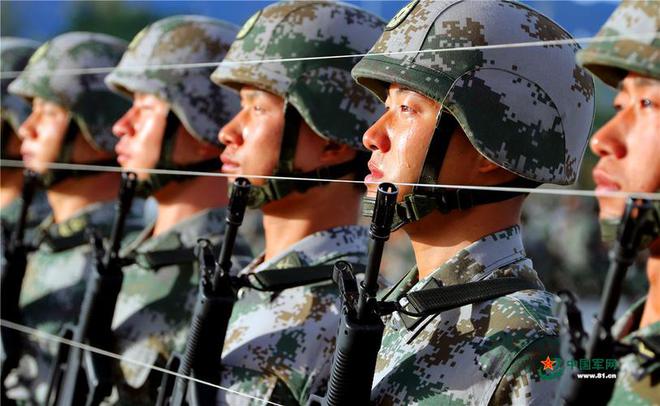 中國先進(jìn)軍事力量，展現(xiàn)新時代的國防實力，中國先進(jìn)軍事力量，展現(xiàn)新時代的國防風(fēng)采
