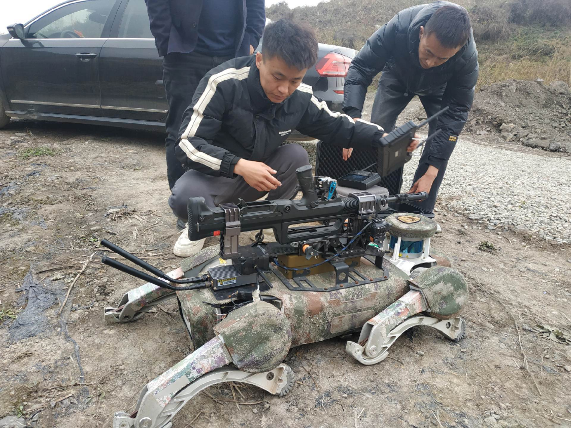 軍用重型防彈盾牌，保護(hù)戰(zhàn)士的生命線，軍用重型防彈盾牌，戰(zhàn)士的生命守護(hù)者