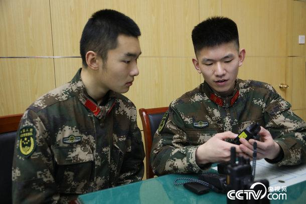 國防軍事頻道大家談，深度探討軍事話題，共筑國防強國夢，國防軍事頻道深度探討，共筑國防強國夢，軍事話題大家談