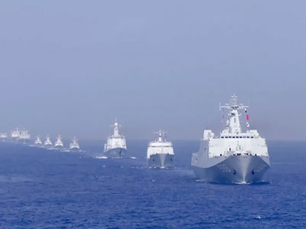 人民海軍成立70周年閱兵，輝煌成就與堅定前行，人民海軍成立70周年閱兵，輝煌成就鑄就，堅定前行展雄姿