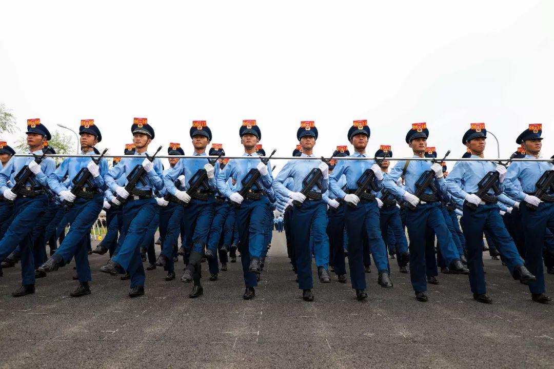 閱兵盛典，2019年的震撼與感動——我的觀后感，閱兵盛典的震撼與感動，我的觀后感回顧與展望（2019年）