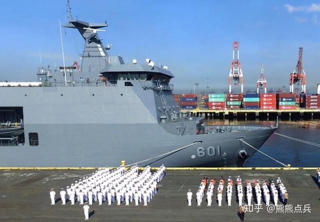 中國(guó)海軍節(jié)閱兵，展現(xiàn)中國(guó)力量的壯麗畫卷——紀(jì)念中國(guó)海軍節(jié)2022年盛大閱兵活動(dòng)，中國(guó)海軍節(jié)盛大閱兵，展現(xiàn)力量與榮耀的壯麗畫卷 2022年紀(jì)念活動(dòng)回顧