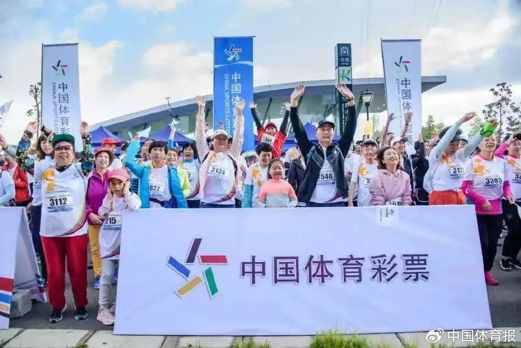 新澳門一碼一肖一特一中鳳凰體育彩票——探索彩票背后的秘密，新澳門彩票背后的秘密，一碼一肖一特一中與鳳凰體育彩票解析