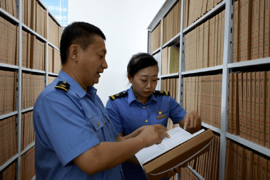 揭秘未來(lái)幸運(yùn)之門(mén)，2025年天天開(kāi)好彩資料全解析，揭秘未來(lái)幸運(yùn)之門(mén)，2025年天天開(kāi)好彩資料解析手冊(cè)