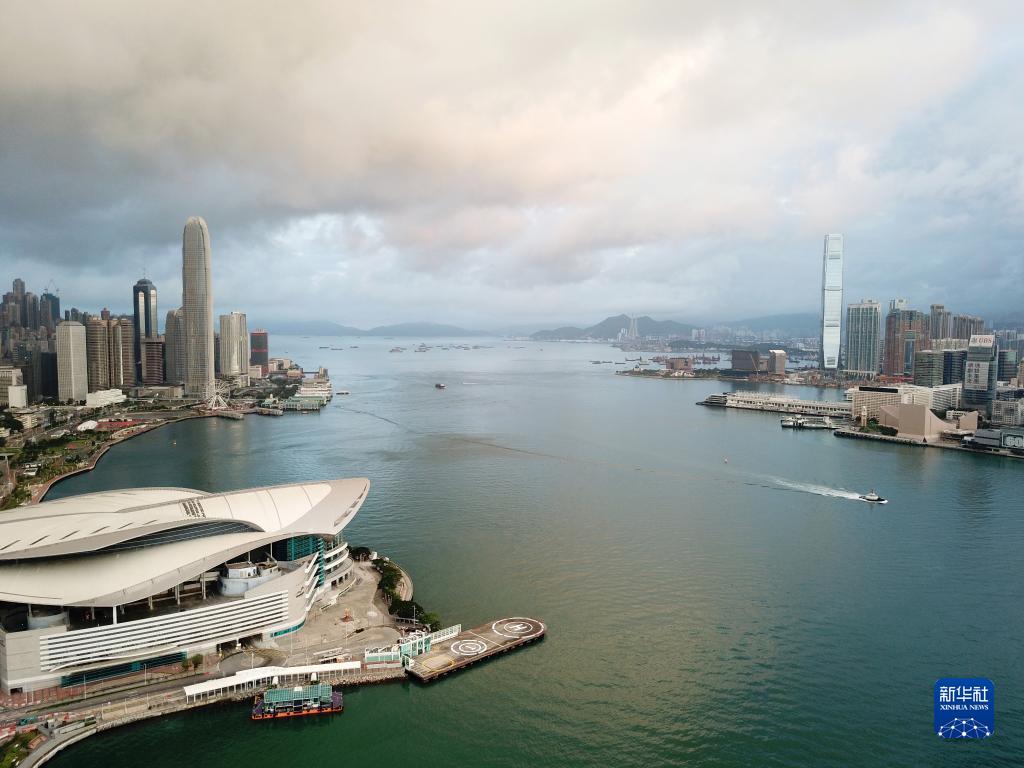 香港期期準(zhǔn)正版資料，探索與解析，香港期期準(zhǔn)正版資料深度解析與探索