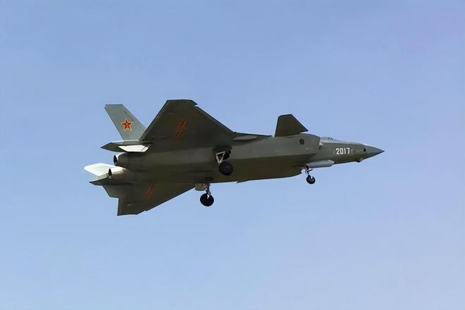 揭秘殲-22戰(zhàn)斗機的卓越性能與獨特優(yōu)勢，揭秘殲-22戰(zhàn)斗機的性能優(yōu)勢與獨特之處
