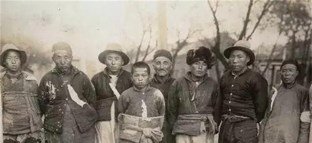 運(yùn)-50大型戰(zhàn)略運(yùn)輸機(jī)的優(yōu)勢(shì)與挑戰(zhàn)，探索航空運(yùn)輸?shù)奈磥?，運(yùn)-50大型戰(zhàn)略運(yùn)輸機(jī)的優(yōu)勢(shì)與挑戰(zhàn)，航空運(yùn)輸未來探索之路