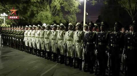 國(guó)慶閱兵是每年一次嗎？——深度解析與探討，深度解析與探討，國(guó)慶閱兵是否為每年例行活動(dòng)？