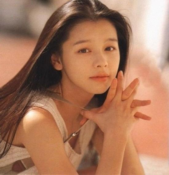 殲15與殲16戰(zhàn)斗機(jī)的區(qū)別，技術(shù)細(xì)節(jié)與性能對(duì)比，殲15與殲16戰(zhàn)斗機(jī)技術(shù)細(xì)節(jié)與性能對(duì)比解析