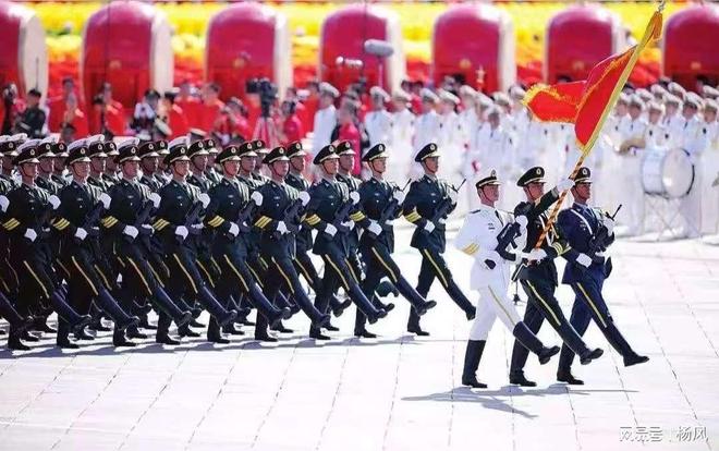 震撼全球，2019年國慶閱兵完整版回顧，震撼全球，2019年國慶閱兵全景回顧