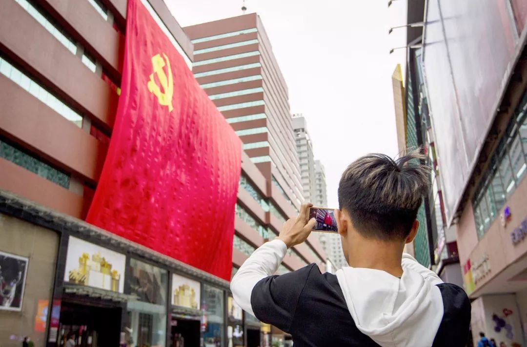 車曉彤出生日期揭秘，探索名人背后的故事，車曉彤出生日期揭曉，名人背后的故事探索