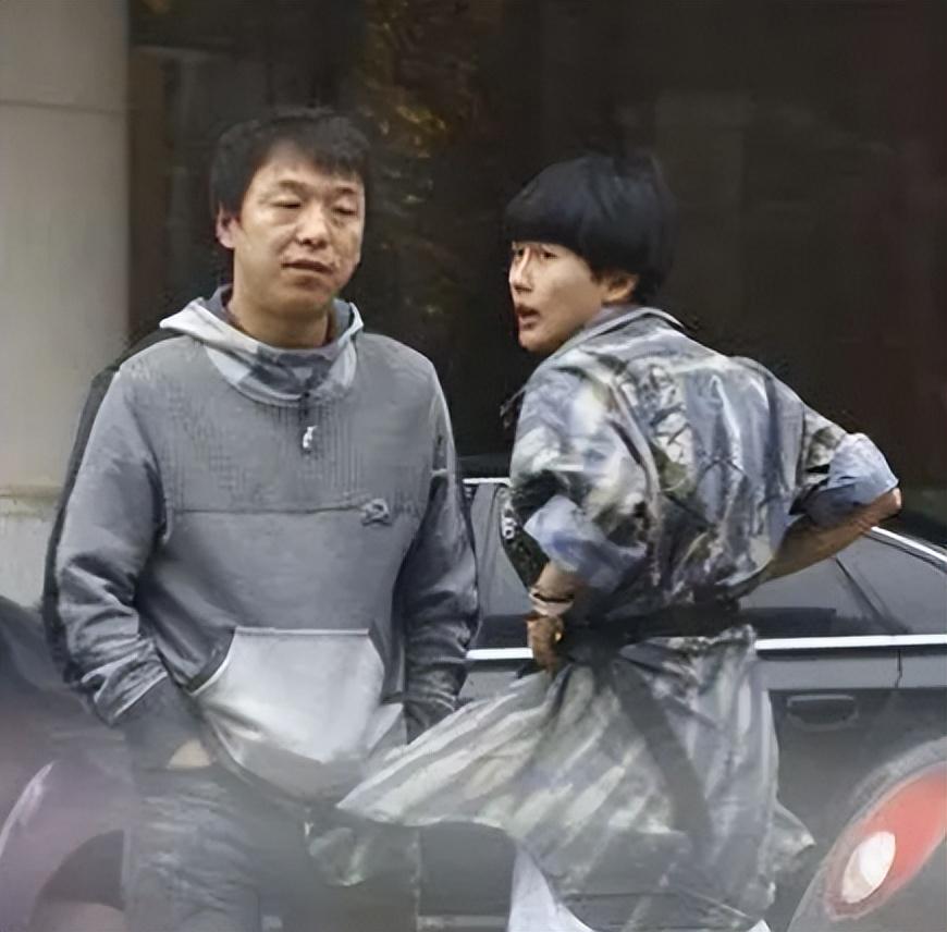 黃渤老婆的個(gè)人資料，揭秘背后的神秘面紗，黃渤老婆神秘面紗揭秘，個(gè)人資料顯示其非凡魅力